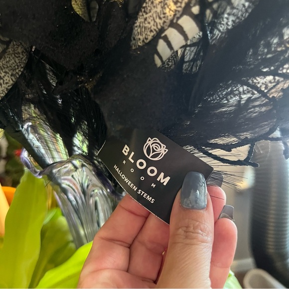 NEW! Creepy Black Bats With Branches And Feathers Floral Picks Spooky Halloween - Picture 5 of 8